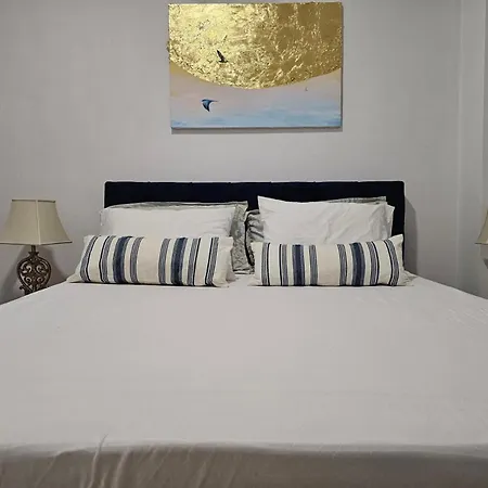 Mia Luxury * Golem (Tirana)