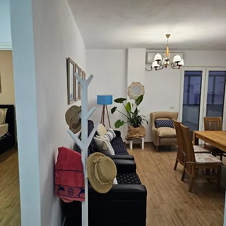 Mia Luxury * Golem (Tirana)