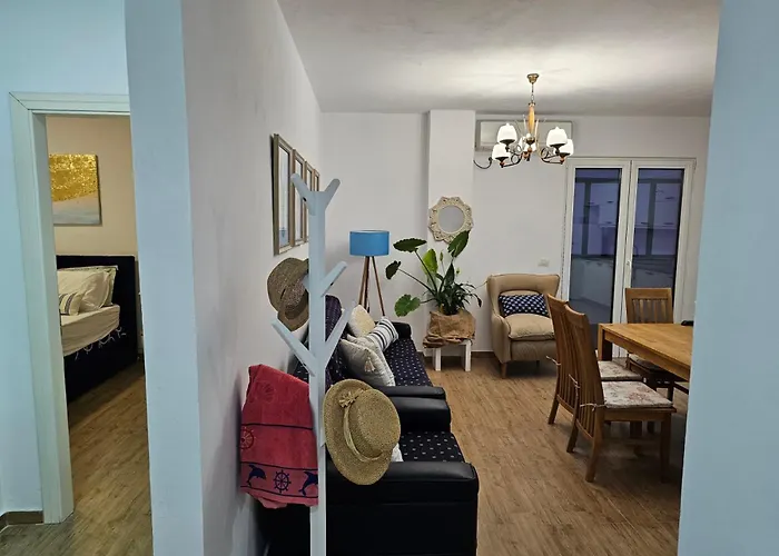 Mia Luxury * Golem (Tirana)