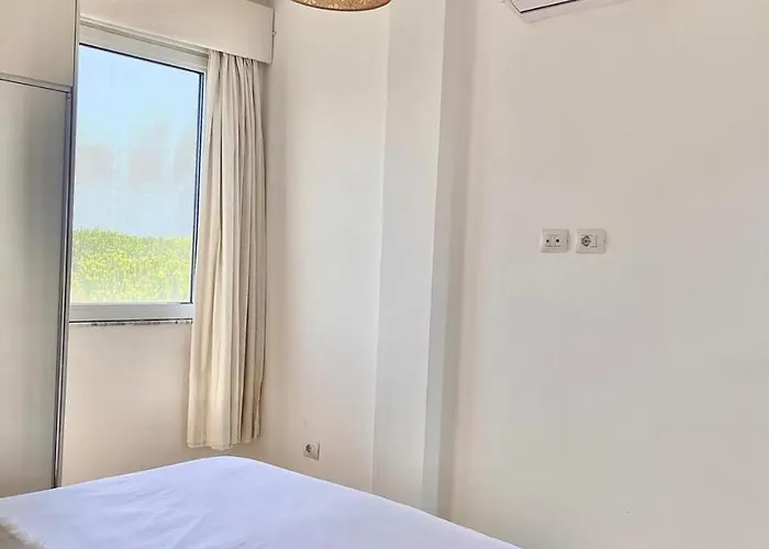 Mia Luxury * Golem (Tirana)