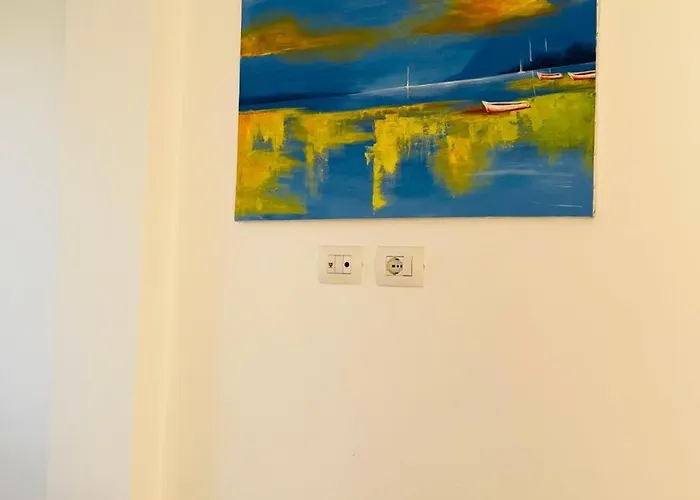 Mia Luxury * Golem (Tirana)